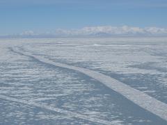 Less than 1% of the light that falls on sea ice will pass through to the water below. Image: LEARNZ.