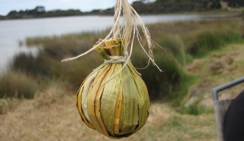 Markets are great places to learn about traditional skills and crafts. Image: LEARNZ.