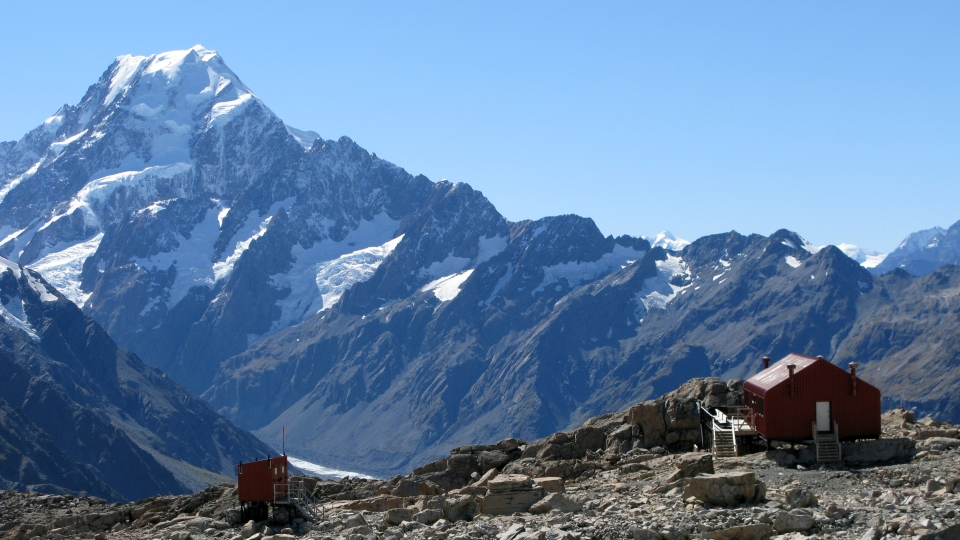 Aotearoa’s tallest mountain is now officially Aoraki / Mount Cook. Image: LEARNZ.