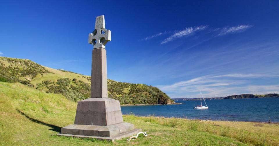 The first missionaries arrived in Aotearoa in the Bay of Islands in 1814. Pictured: Rangihoua Heritage Park-Marsden Cross, Bay of Islands. Image: Nick Thompson | Creative Commons.