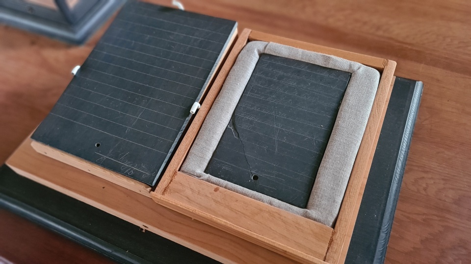 Tangible heritage is the physical remains that exist today which you can see or touch. Pictured: Kerikeri te reo slates, Kemp House, Kerikeri. Image: LEARNZ.