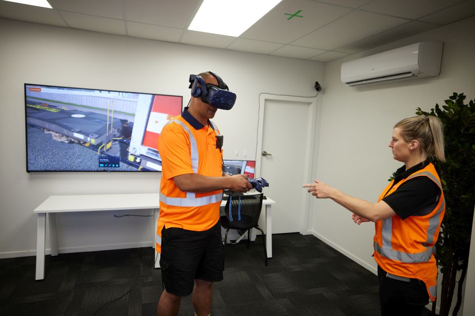 KiwiRail are using VR to support their technical and safety training. Image: KiwiRail.