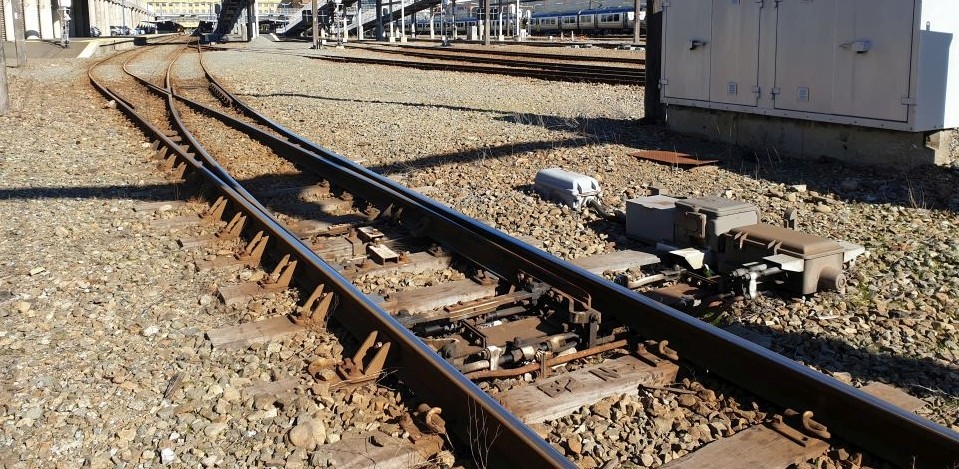 The spacing of the rails on a railway track is known as “track gauge”. Image: LEARNZ.