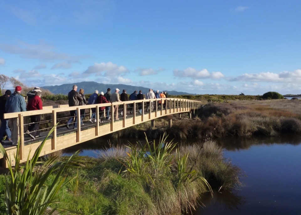 Many different people are working together to restore Waikanae River. Image: DOC.